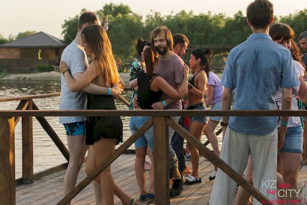 Kizomba Space: школа танцев в Ростове